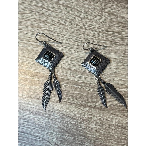 Navajo earring sterling 9.25 silver w/onyx stone center - Picture 1 of 5
